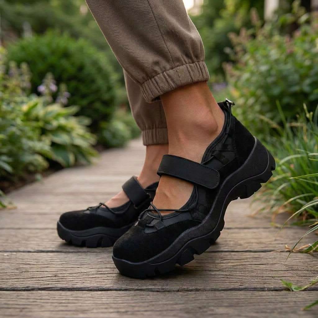 Lottie Chic Cross-Strap Sandals - Deep Black