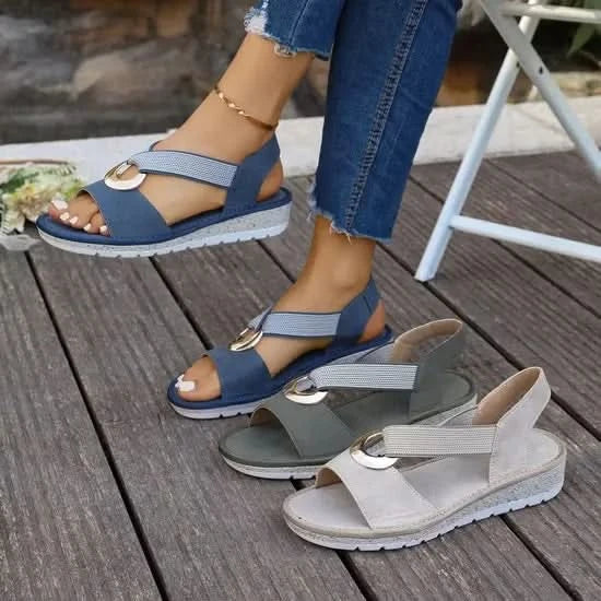 Luna Classic Sandals