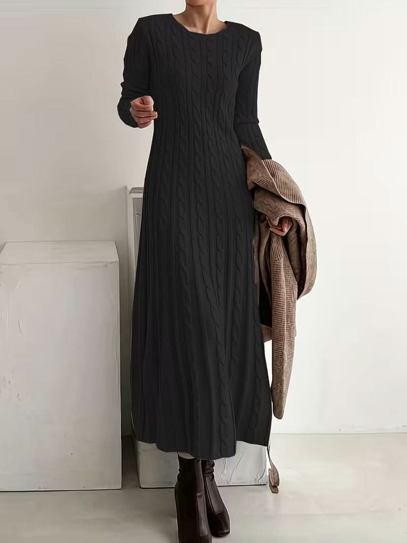 Valenne Elegant Maxi Dress - Black