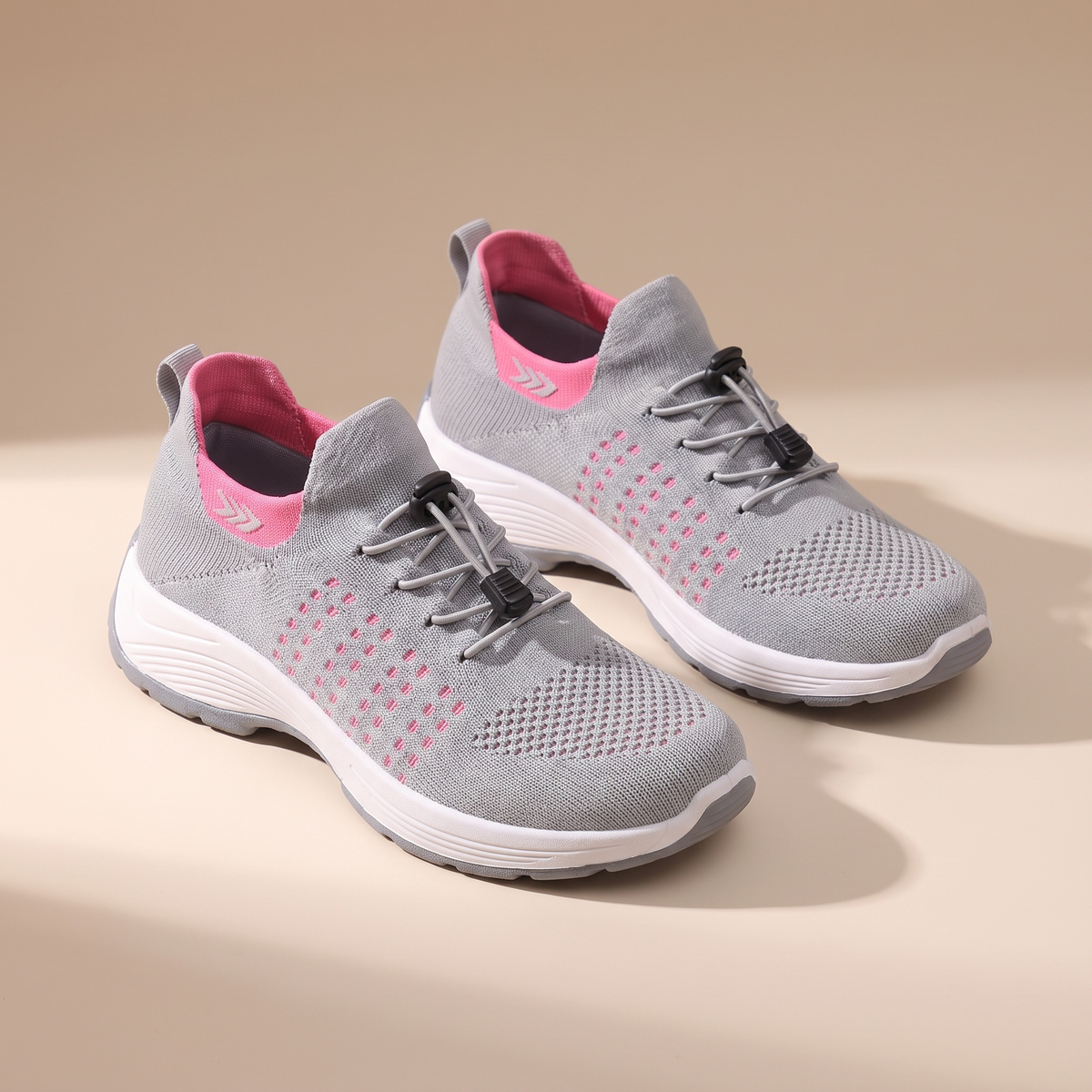 Ainsworth Stretch-Fit Walking Shoes