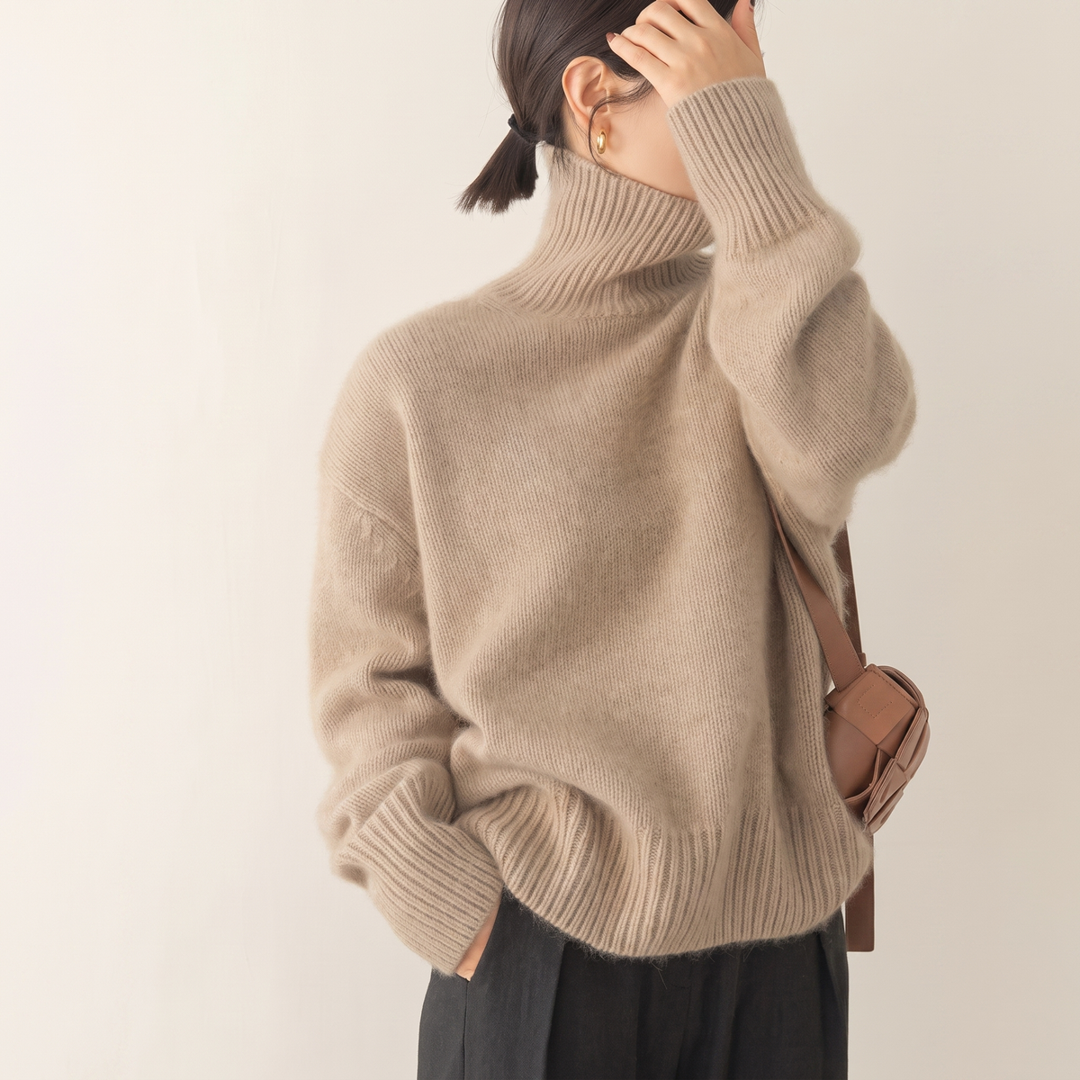 Amelia Soft Knit Roll Neck Jumper - Khaki