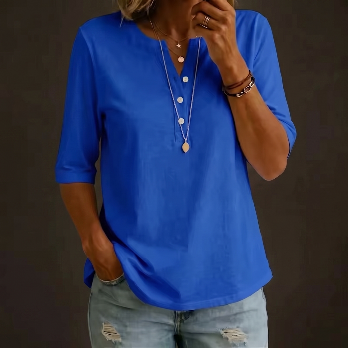 Aveline Classic O-Neck Top - Blue