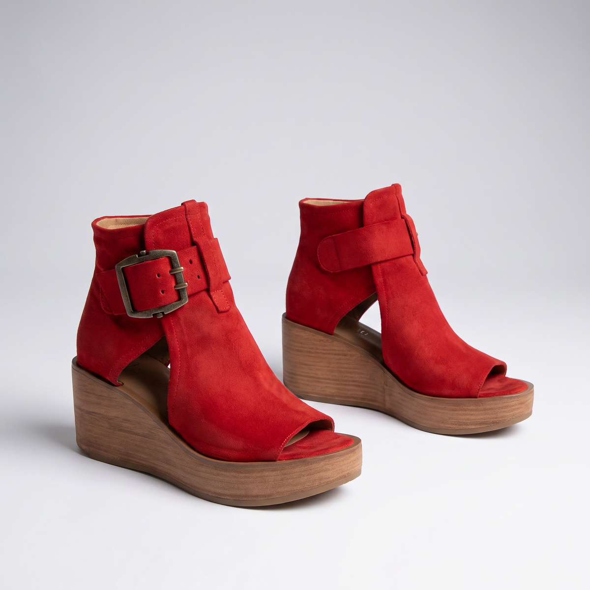 Bellwick Summer Wedge Boots - Red