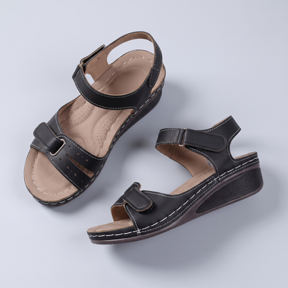 Blake Comfort Step Sandals - Black