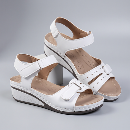 Blake Comfort Step Sandals - White