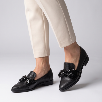 Bow Front Textured Loafers