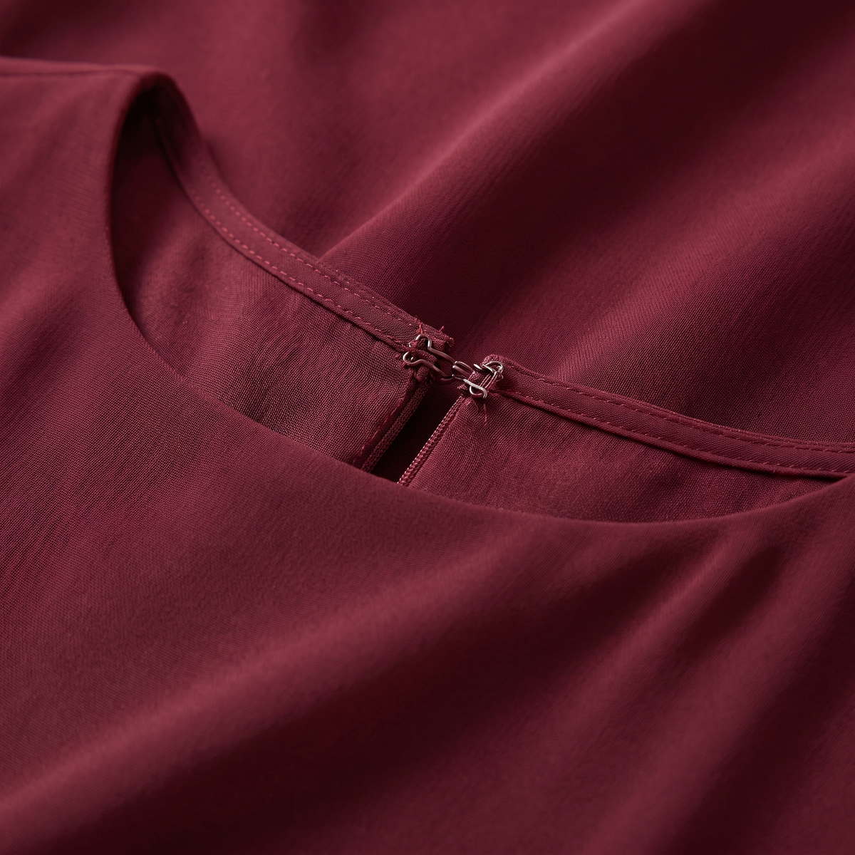 Clarisse Soft Flow Waist Dress