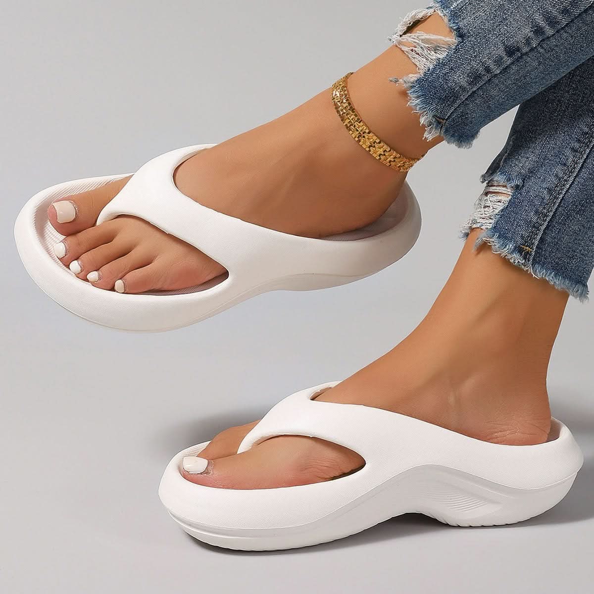 Fenwick Comfort Slippers - White