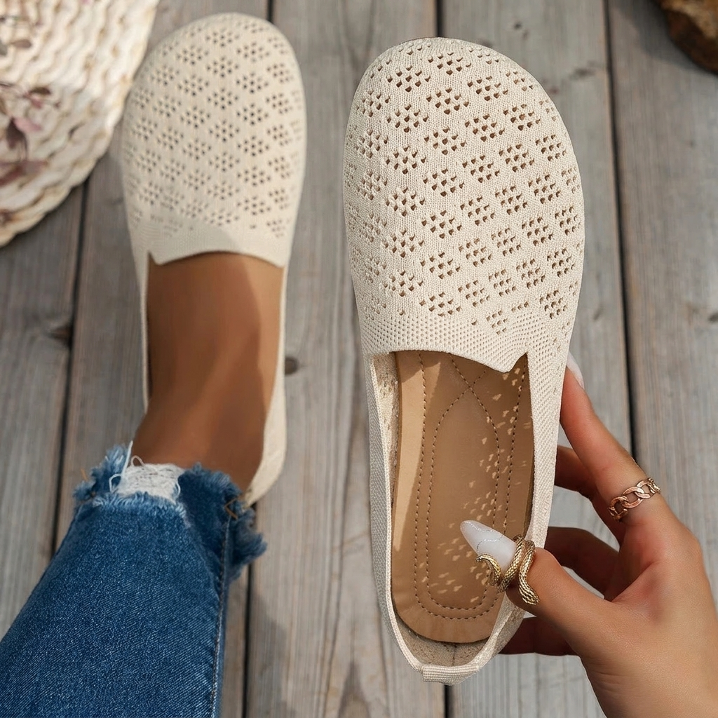 Ferncliff Soft-Knit Walking Shoes - Beige