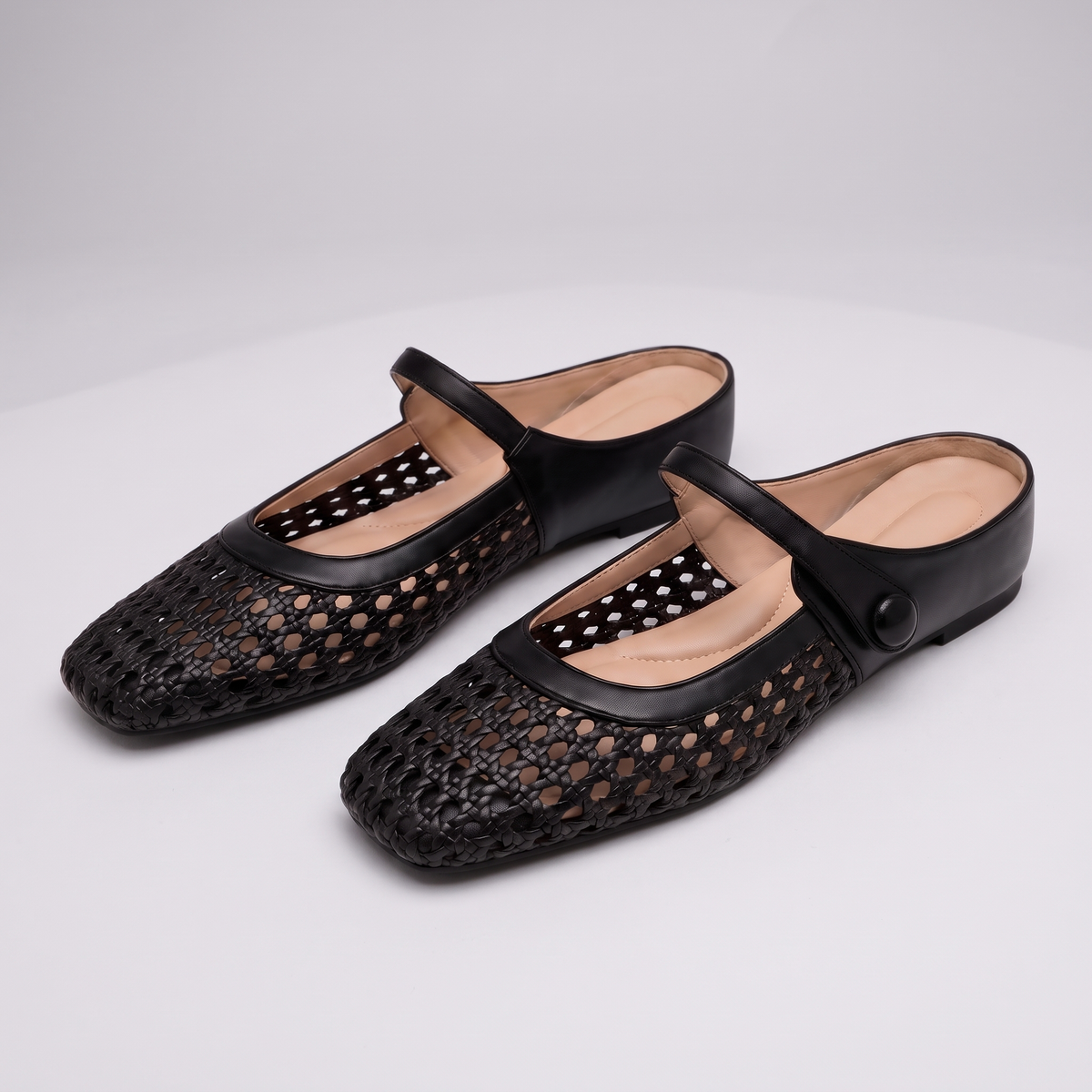 Kirkstone Braided Comfort Clogs - Black