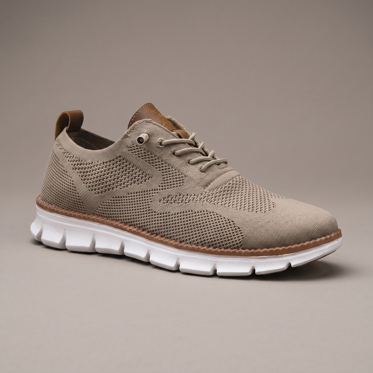 Lily Comfort Sneakers - Brown