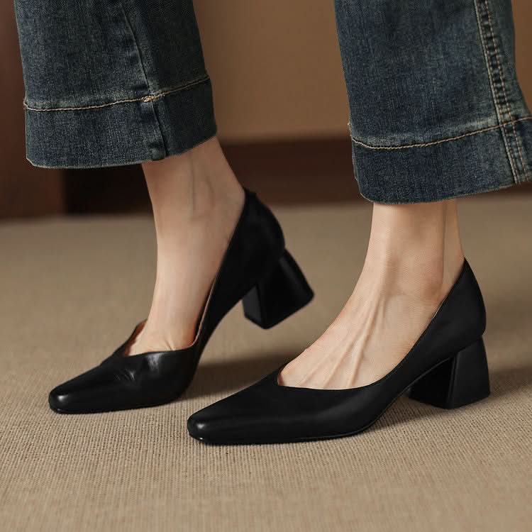 Livia Luxe Pumps - Black
