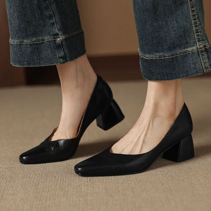 Livia Luxe Pumps - Black