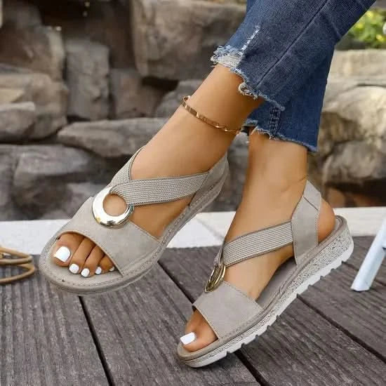 Luna Classic Sandals