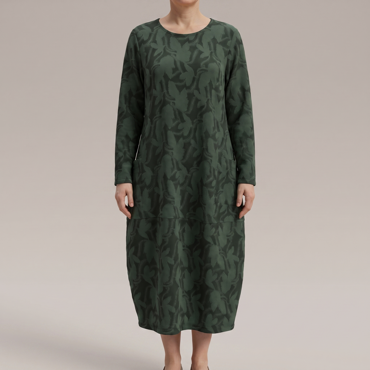 Lunessa Elegant Winter Dress