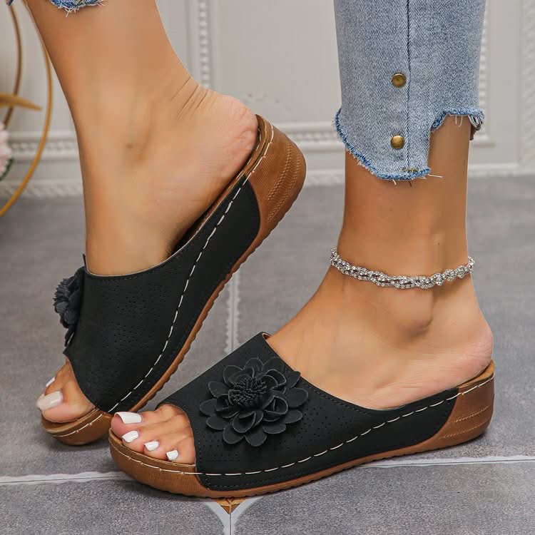 Nessa Flower Detail Comfort Sandals - Black