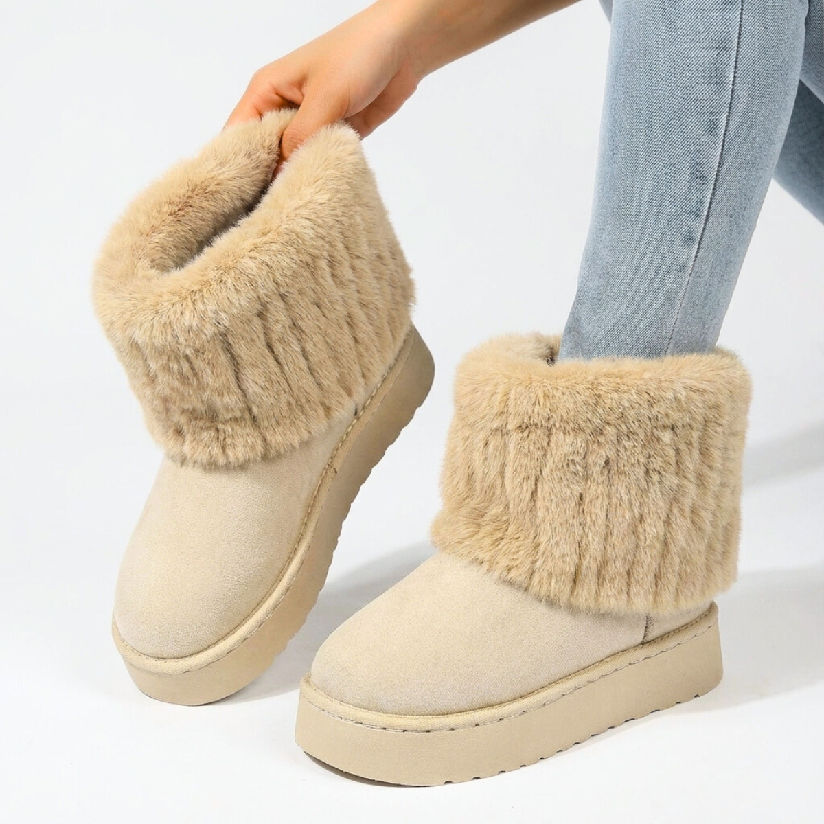 Norwick Faux Fur Boots - Beige