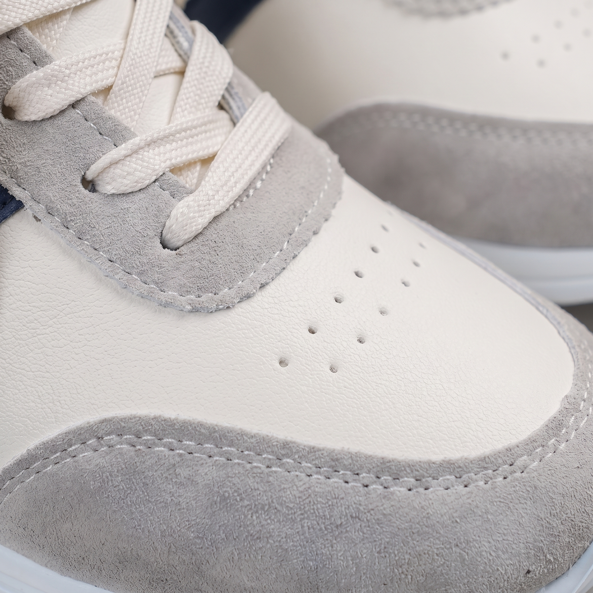 Premium Support Lifestyle Trainers