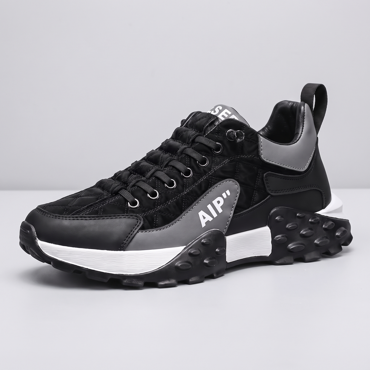 Retro Comfort Running Trainers - Black