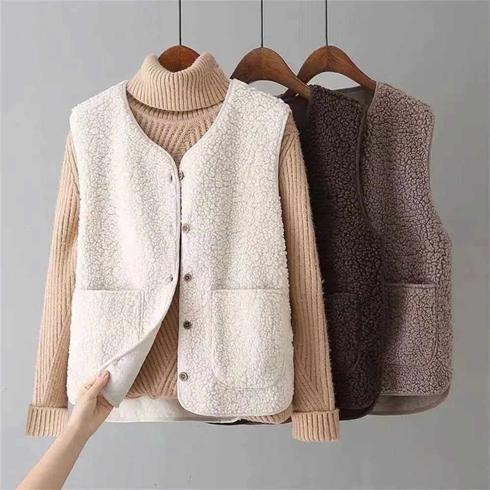 Seloria Classic Cardigan - Beige